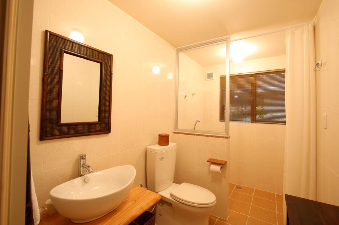Akachichi Guesthouse Онна Екстериор снимка